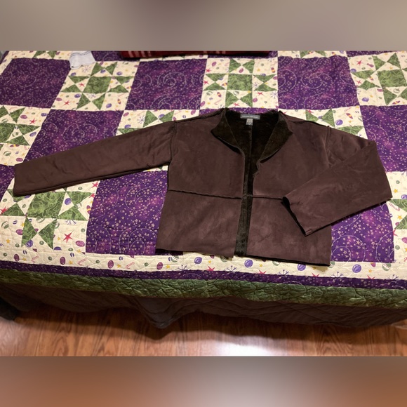 Banana Republic AS NEW vintage Y2K faux shearling cropped jacket ~ Size Medium - Picture 4 of 4